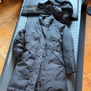 The North Face Black Women's Insulated parka